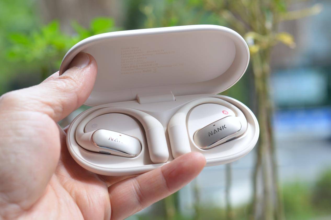 南卡Wing开放式耳机不仅仅轻、透、稳，更是全能King