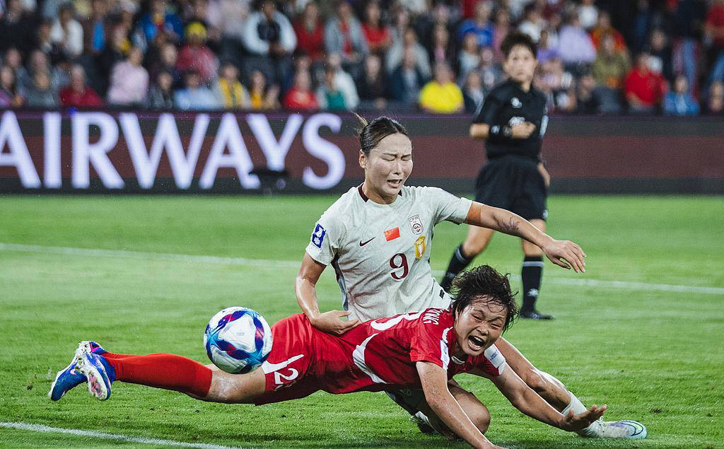 留洋再添新篇章！中国女足球星乌日古木拉转战法甲加盟蒙彼利埃