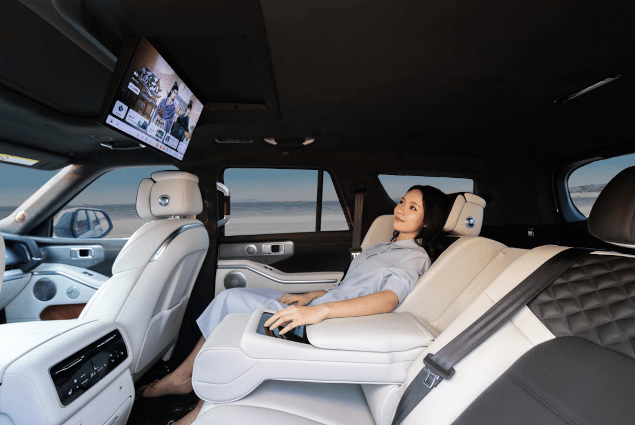 开创全域豪华新品类 全新坦克700预售价43.80万起1881.png