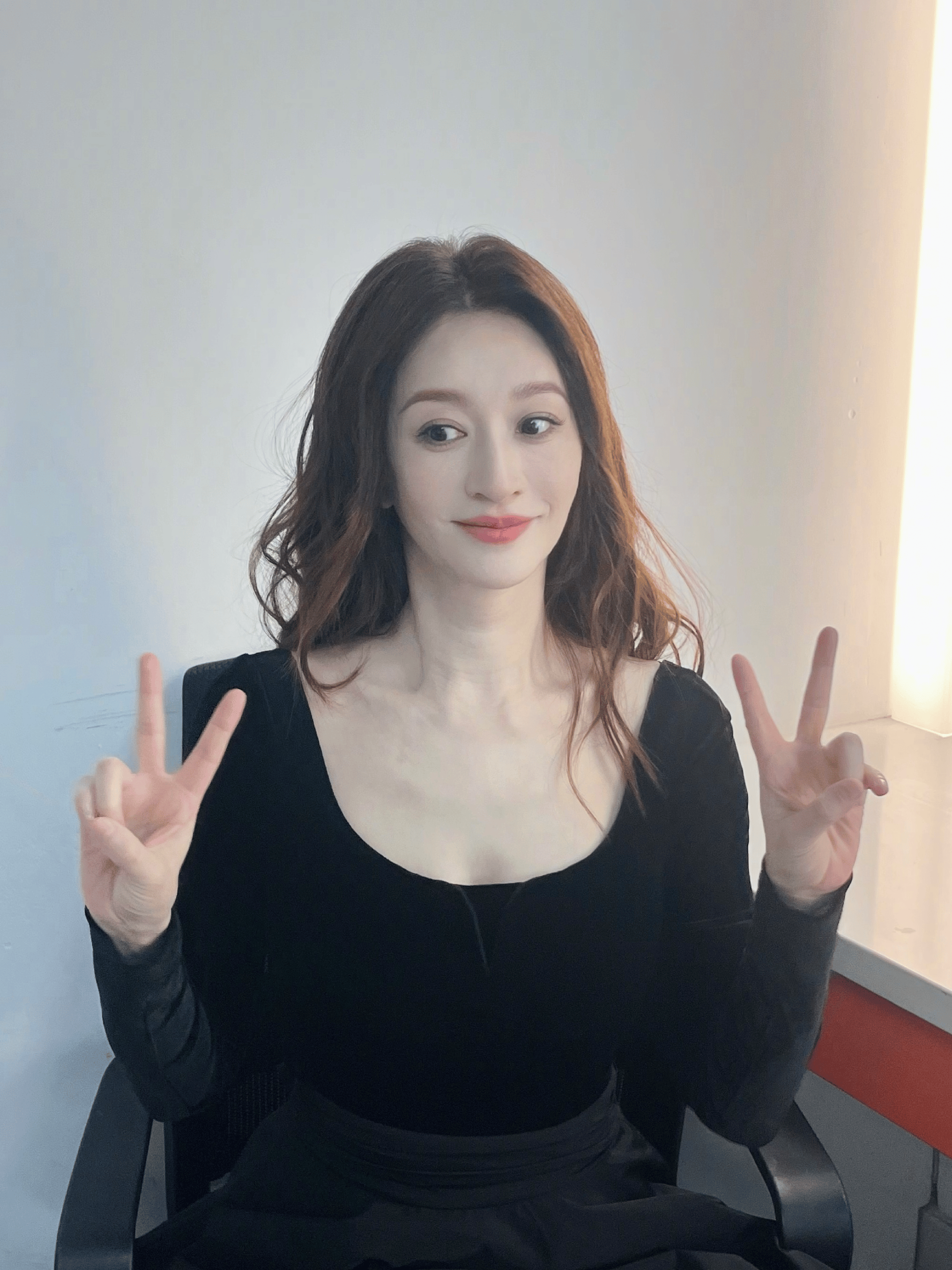 李小冉曾说养生秘籍是放下登顶执念 要发现美好靠近美好 (http://www.tianiu.net/) 娱乐 第1张