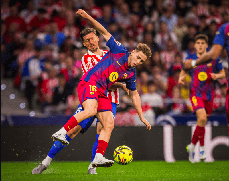 2-1!3分钟对轰2球 88分钟逆转绝杀 11.7亿豪门6连胜7分领跑卫冕在望