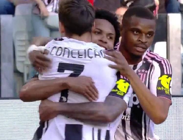 意甲争四之战愈演愈烈:尤文仅差前四1分,罗马逆袭在望