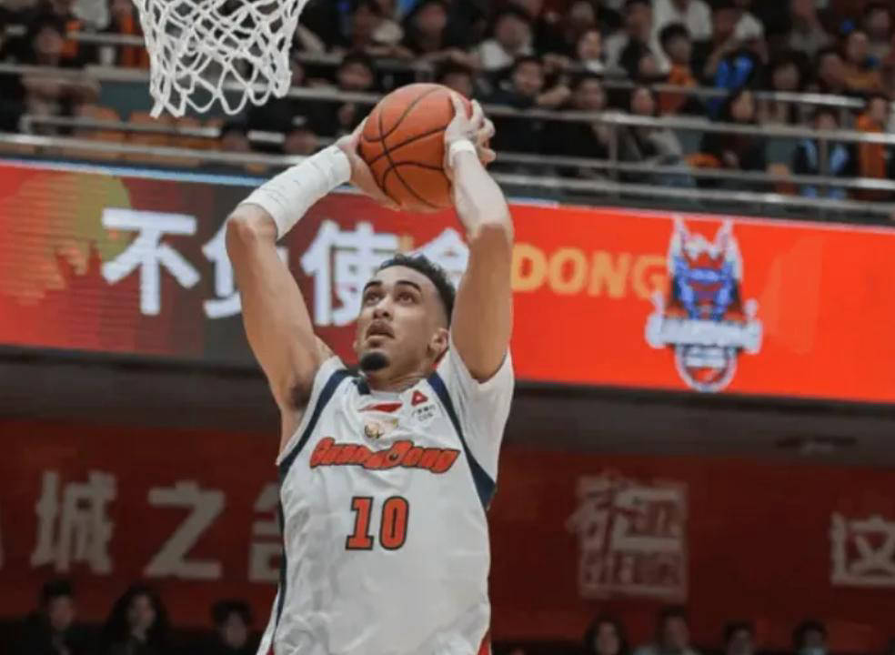 杜锋的战术之困：全靠外援打单打，国内球员缺乏地位，球队未能形成合力