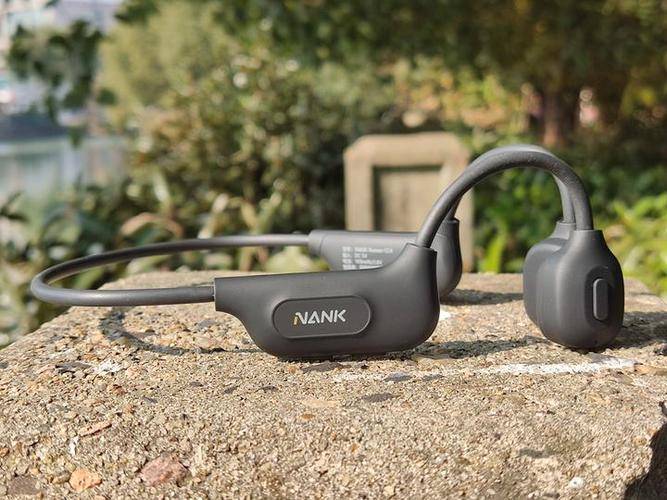 跑步者选什么耳机？推荐十款狂甩不掉的运动耳机，小白也能不踩坑