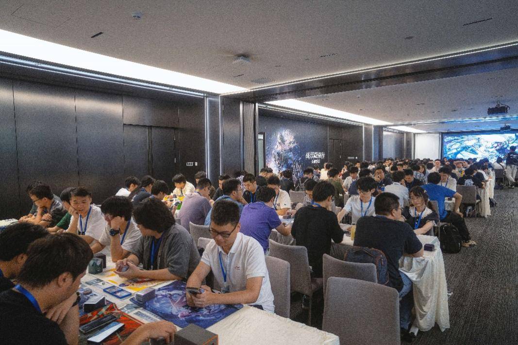 《战双帕弥什》卡牌对战“空中花园杯”收官，杰森娱乐TCG走向世界(图3)