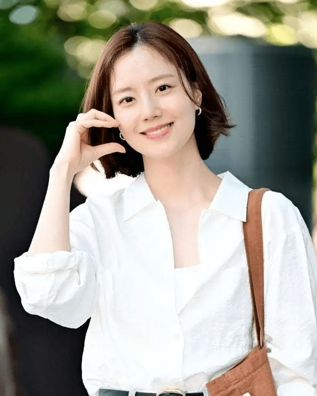 40岁韩国女星文彩媛6月将完婚 未婚夫系圈外人士