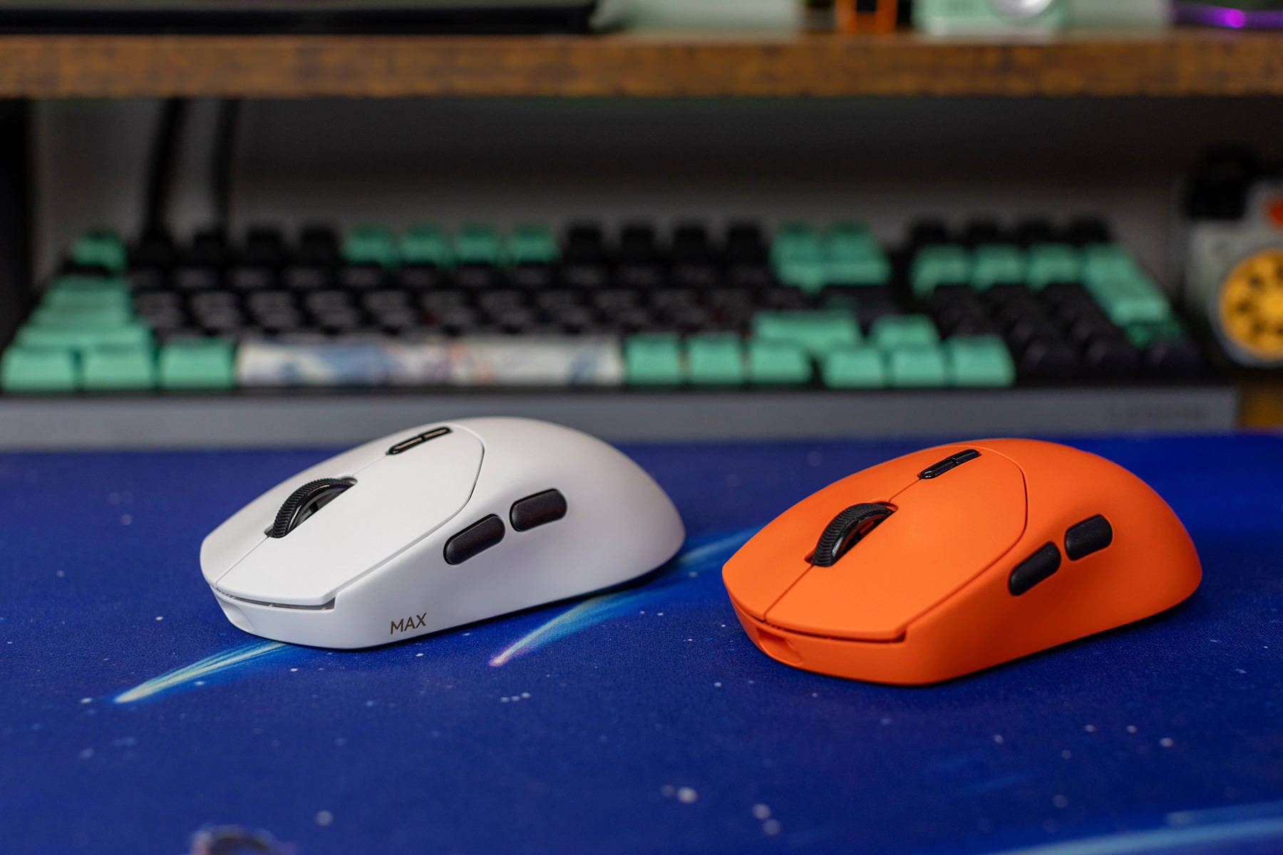 雷柏VT1/VT1MAX拆机实测，这49克分量里藏着哪些值得玩味的细节