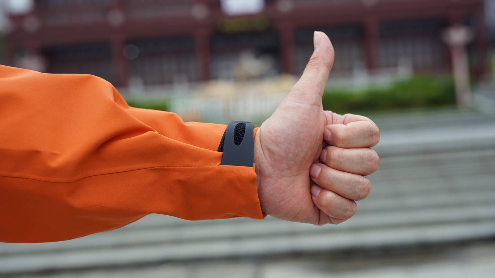 细节见真章，测评VBREX重装越野7防冲锋衣，一件被低估的全能王！