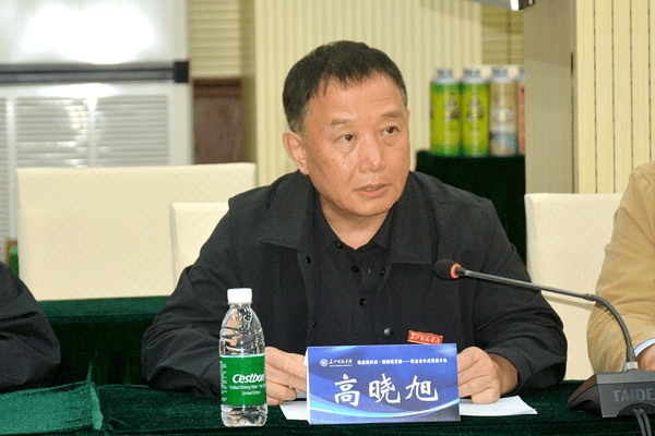 全国首款涪陵非遗榨菜精酿啤酒正式亮相(图3)