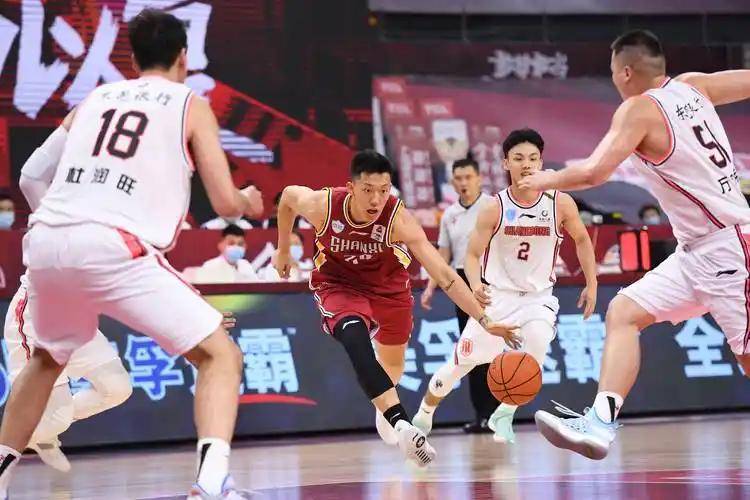 空砍31分仍上榜？庞峥麟入选一阵，徐杰陪跑太冤引全网热议