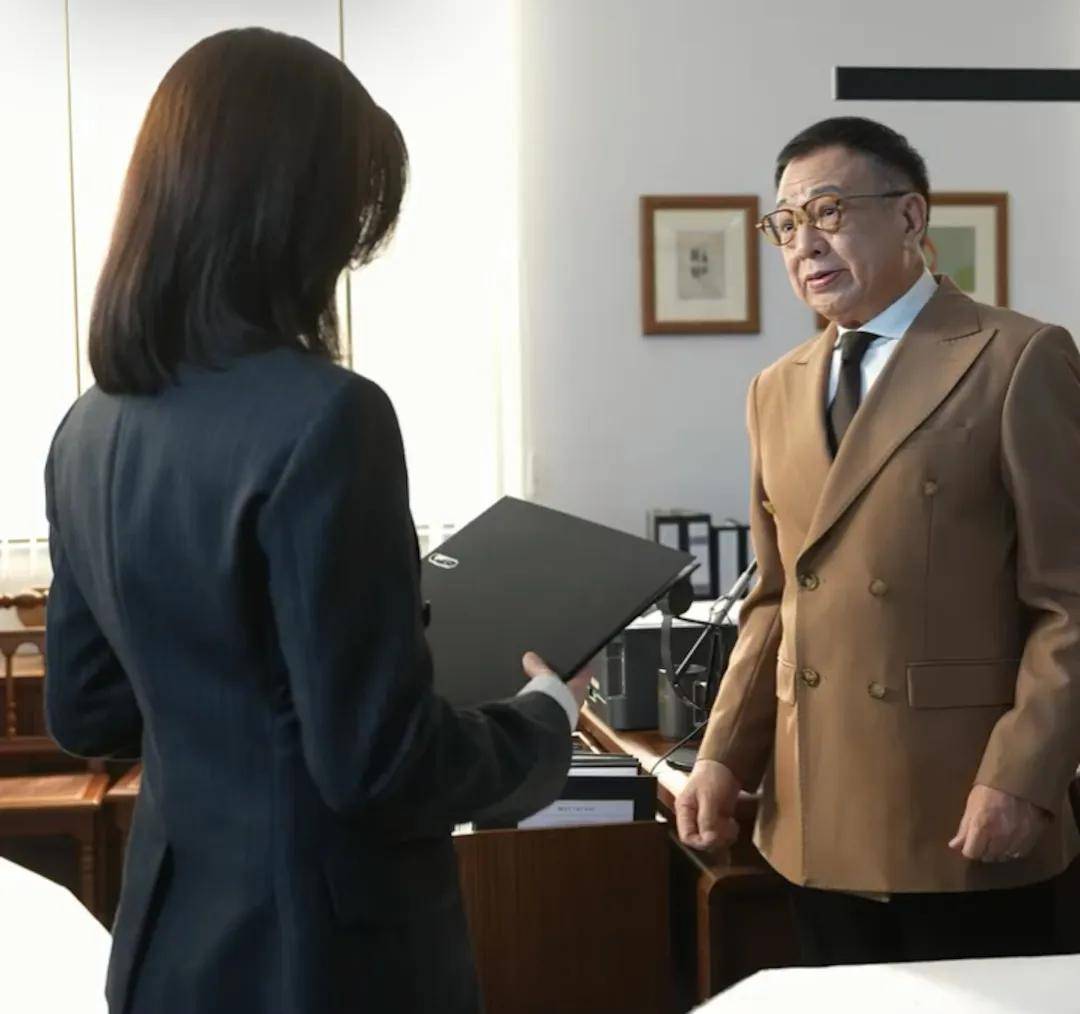 這一幕的許紹雄真係懷念。（TVB）