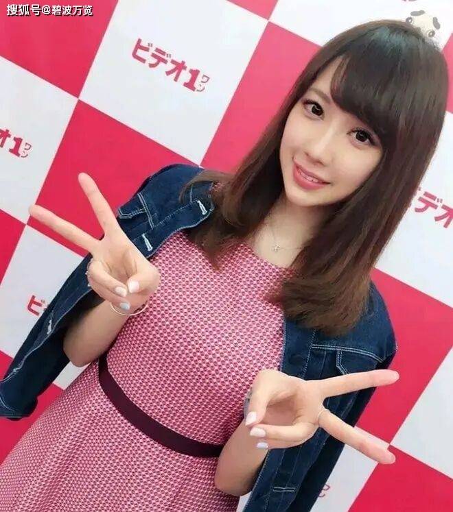安斋拉拉：三进三出的“神之乳”传奇，不科学身材的绝对王者