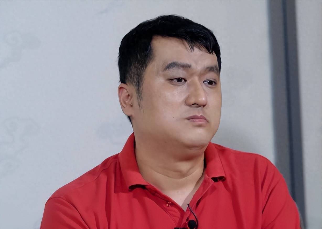 原创            八年前，公开叫板郭德纲、攀附姜昆的相声博士，如今活成了笑话