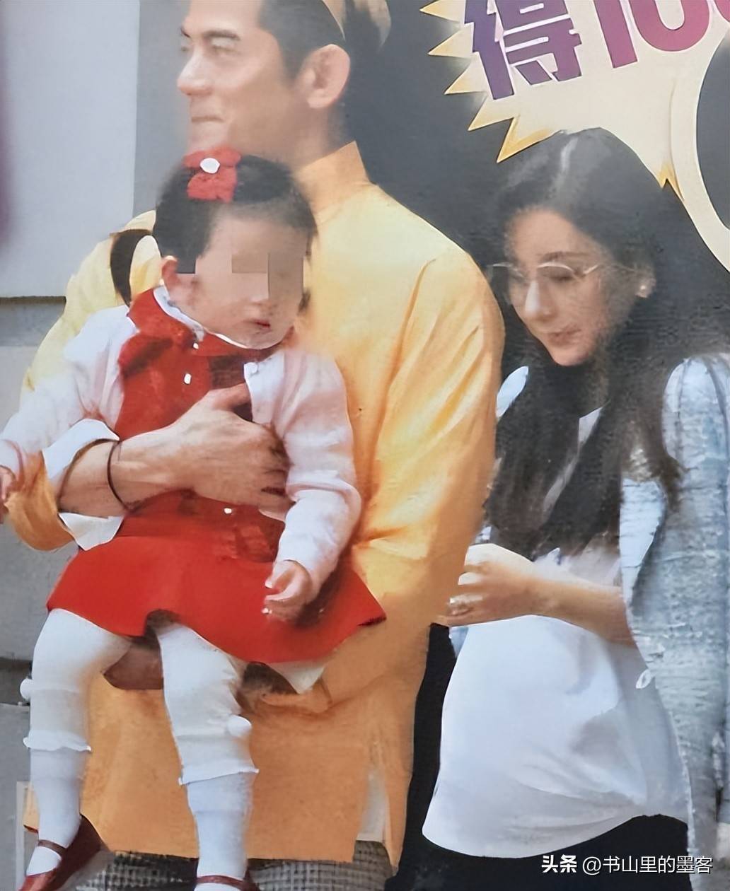 生完三胎省心顾家，方媛传来好音书，一家东谈主普通幸福惹东谈主惊奇__生完三胎省心顾家，方媛传来好音书，一家东谈主普通幸福惹东谈主惊奇