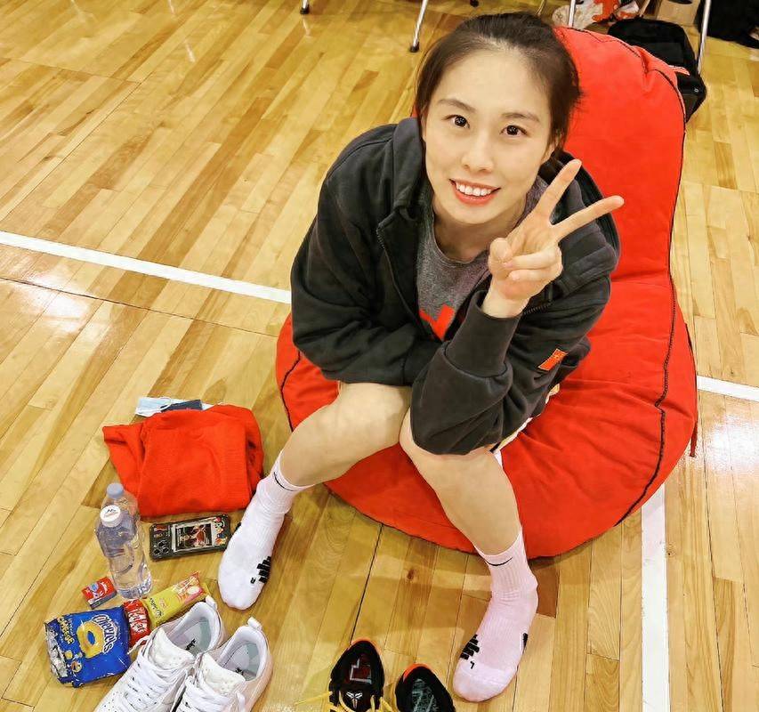 加盟四川后，女国手王思雨助力球队四年三冠，如今31岁仍是单身