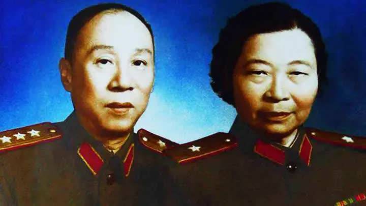 1955年大授衔时唯一的一对开国“将军夫妻”,丈夫是上将,妻子是少将