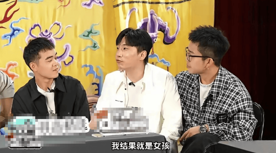 何九华首谈育儿经,透露与王鸥关系成谜