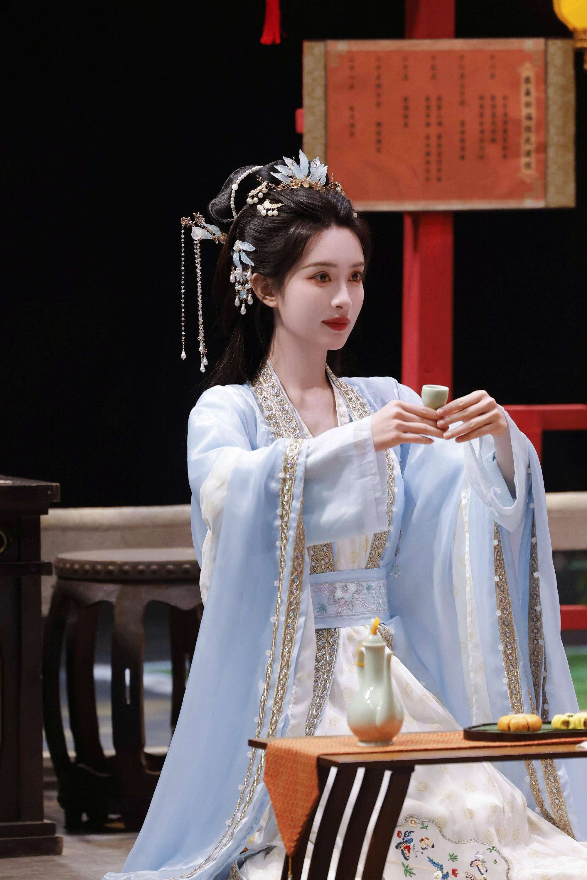 原创            孟子义泥潭摆烂火了！收视率飙升创本季新高，徐志胜补刀笑翻全场