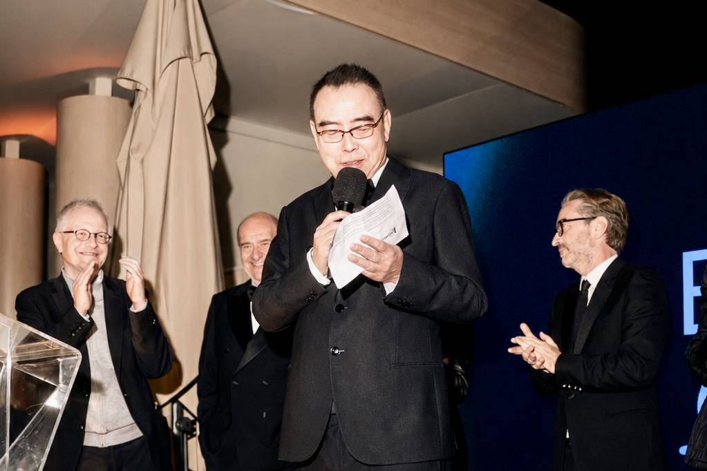 刚刚,戛纳传来大消息!比亚迪这个举动,让全世界新锐导演沸腾了!