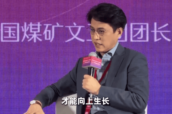 靳东谈好剧本难寻困境！称现在的艺术院校都在闭门造车封面图