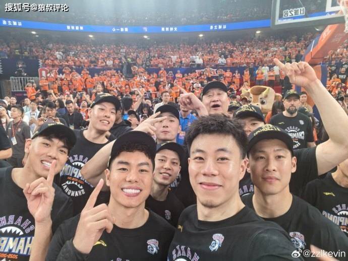 贵有贵的道理！媒体人：张镇麟去年加盟上海转会费投入超5000万