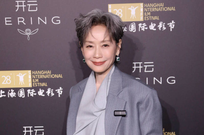 叶童闪耀“跃动她影”论坛 畅谈多重身份挑战与艺术追求