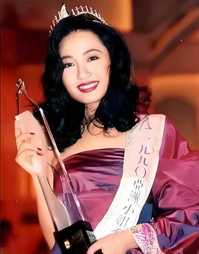 手伸女星裤里仅冰山一角!61岁杨玉梅自曝,55岁还有人想潜规则她