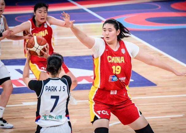 中国女篮15人赴澳名单出炉！韩旭李月汝全缺席，7月墨尔本两战澳大利亚
