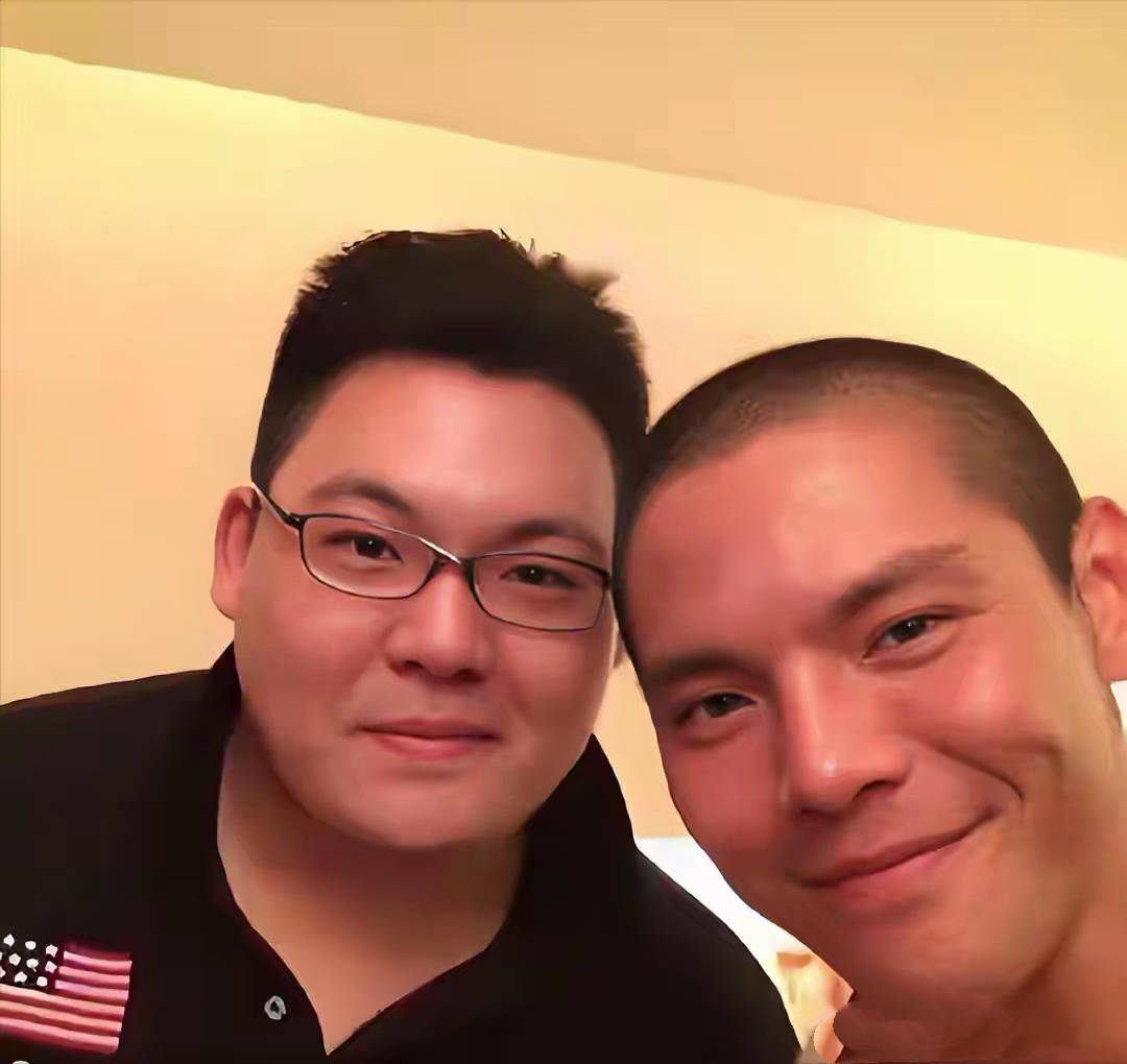 原创            向佐公开护弟才一天，郭碧婷就帮儿子讨“公道”，向太该反思了！