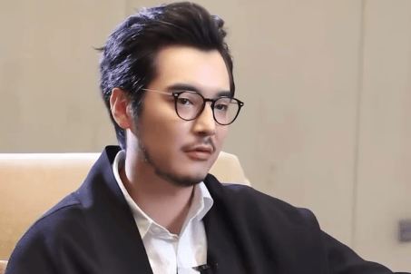 金世佳渴望与赵又廷每部戏都合作 盛赞《问心》剧组氛围佳