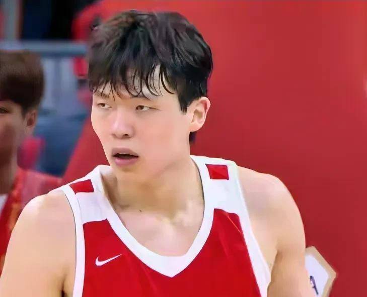 随着中国男篮热身两连胜，郭世强与教练组，或将做出3大改变