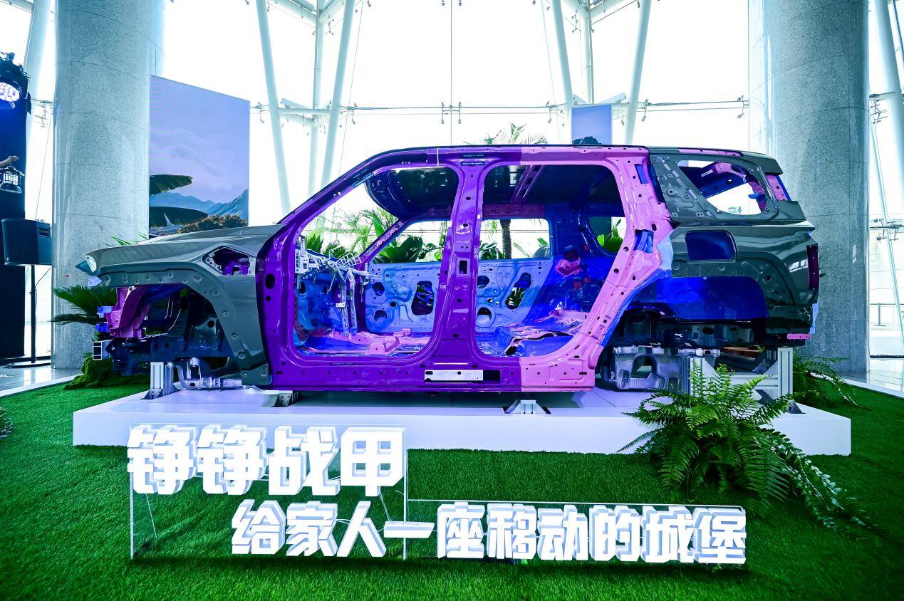 cdd093b11261542450a475d3a7b13c9a