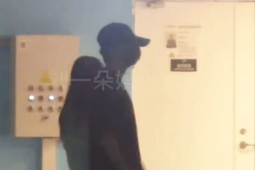 胡夏带女友看电影被拍 二人感情稳定低调又幸福封面图