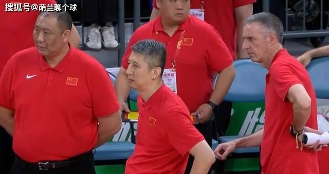 自古华山一条路！中国男篮12人出击，郭士强大胆变阵，该用他俩了