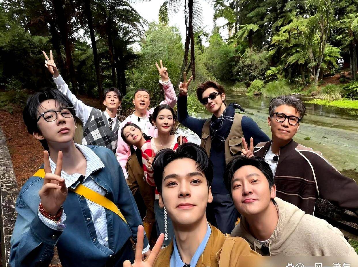 原创            周也一来，王玉雯终于不用当王姐了？新来的周也，人是真诚低调，靠温柔获偏爱，王玉雯全能会扛事
