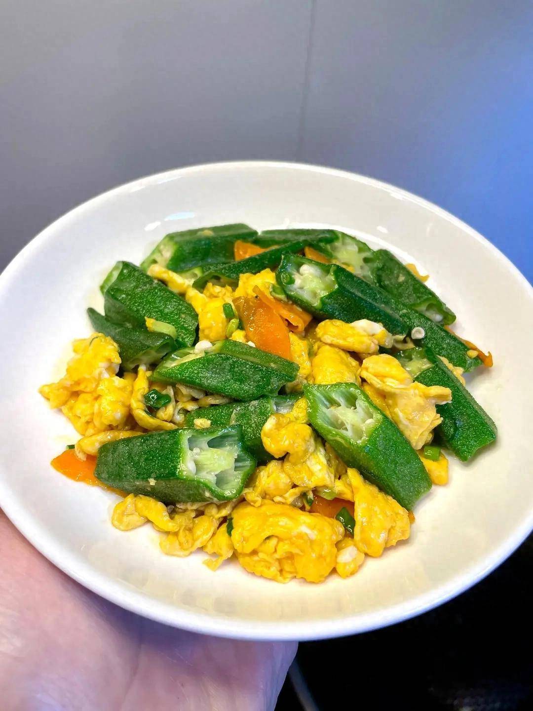 原创            养肝别只啃菠菜！这三样排毒护肝，吃完睡得安稳