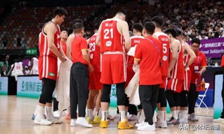 不是李弘权贺希宁! 格鲁吉亚主帅夸赞中国一人：他是中国男篮未来!