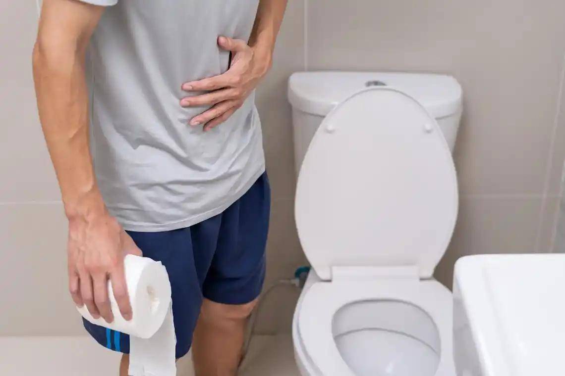 原创            男人每天排尿次数接近这个数，恭喜，尿毒症可能离你还很远