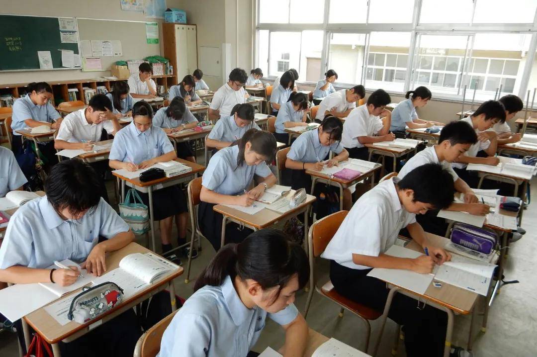 请输入图片描述