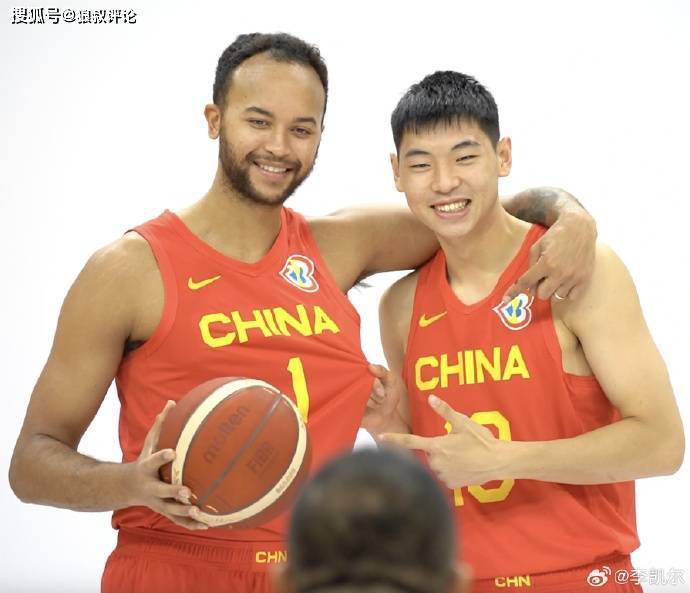 苏群：中国男篮此前归化人选圈定了三个人 但足球归化失败影响了篮球