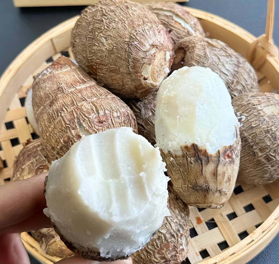 原创            芋头再次成为关注对象！多名院士发现：糖尿病吃芋头，有8变化