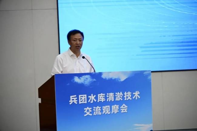 “重器浚河湖,碧水润兵团”水库清淤观摩会在新疆成功举办(图2) “重器浚河湖,碧水润兵团”水库清淤观摩会在新疆成功举办(图2)