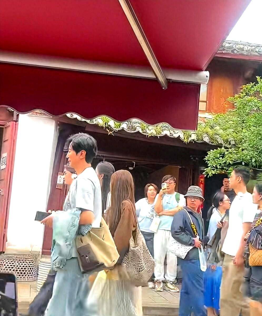 原创            高梓淇离婚6年后首次带新女友上综艺，女友颜值略低蔡琳，前妻大方回应称只要不影响孩子就好