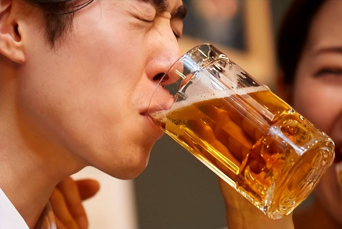 原创            调查发现：男性若长期不喝酒，用不了半年，身体或出现这6个改变