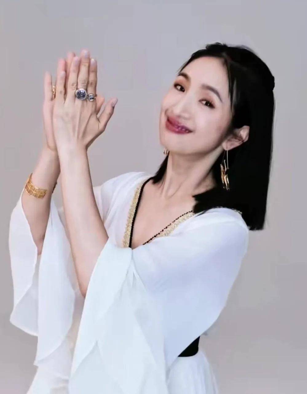 《花少8》母带与正片观感差异:真实担当被看见 (图3) 《花少8》母带与正片观感差异:真实担当被看见 (图3)