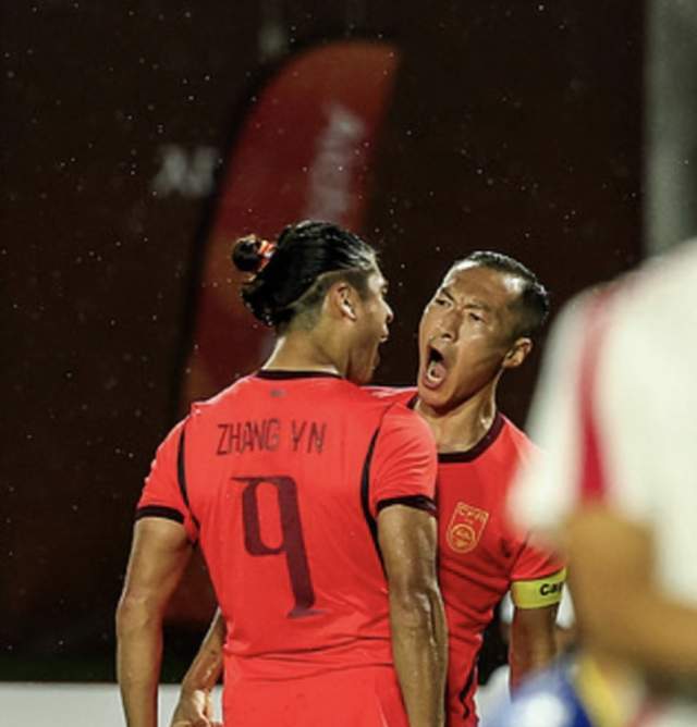 一场2-1！国足U23打败朝鲜，亚运会开门红！张玉宁、吴曦互相助攻