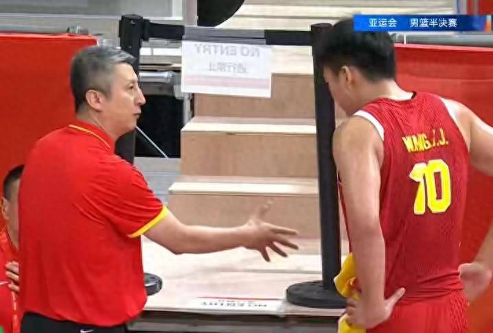 输的彻底！中国男篮78