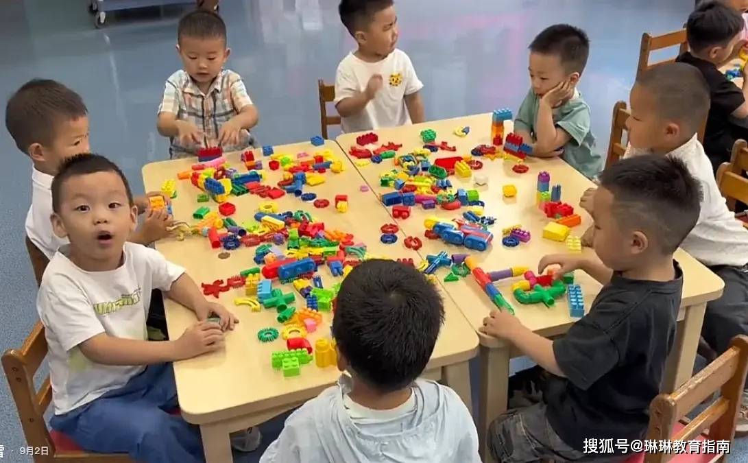 “16个准光棍” 幼儿园出现罗汉班 唯一的女孩 来了半天就转走了
