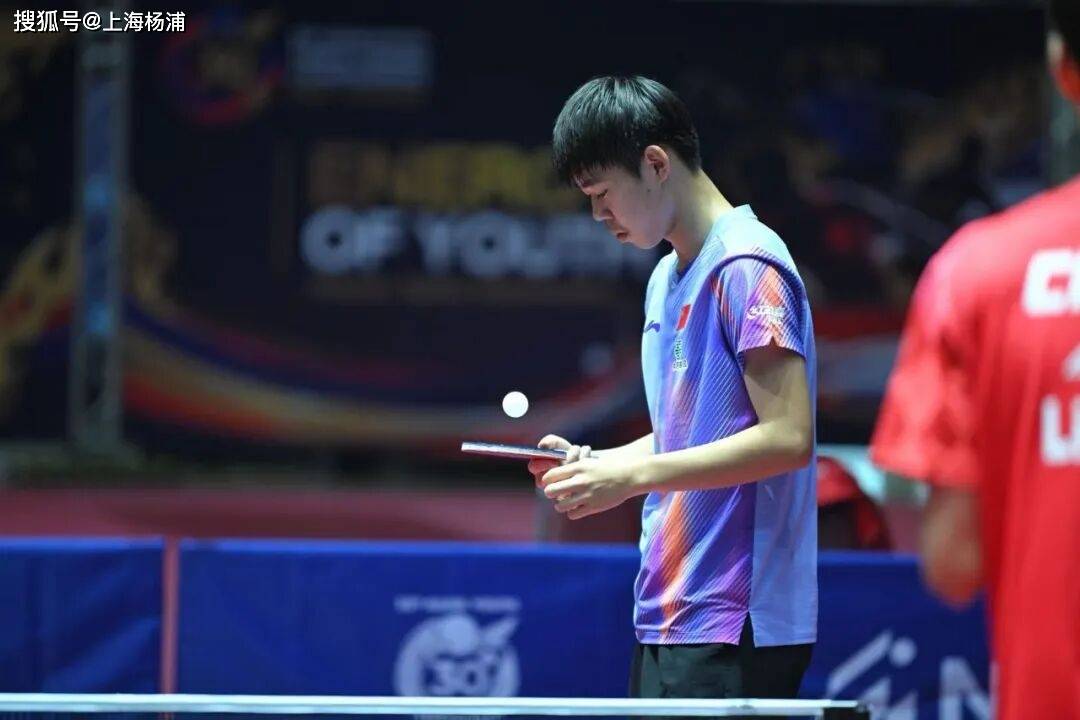 16岁杨浦小将周冠宏成人国际赛首秀亮眼！资格赛连闯两关，男双率先晋级正赛