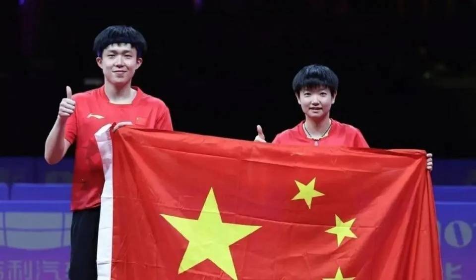 中国乒乓大捷，3-0、3-1，团体赛：王楚钦独得两分，孙颖莎丢掉一局
